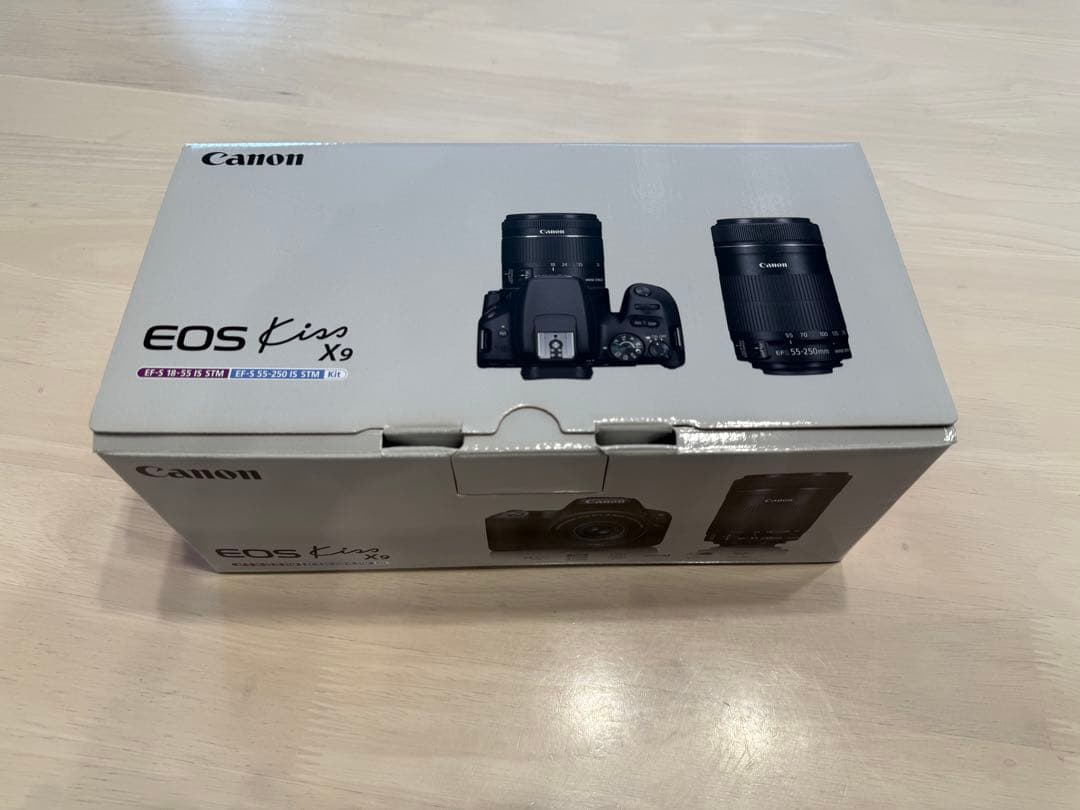 Canon EOS Kiss X9 ブラック ダブルズームキット バッグ付き