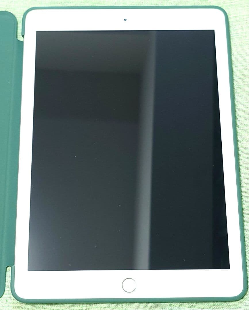 Apple iPad 9.7インチ Wi-Fiモデル 128GB シルバー