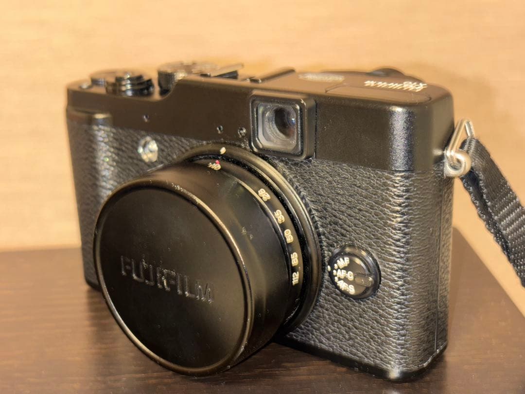 Fujifilm X10 ブラック(付属品あり)