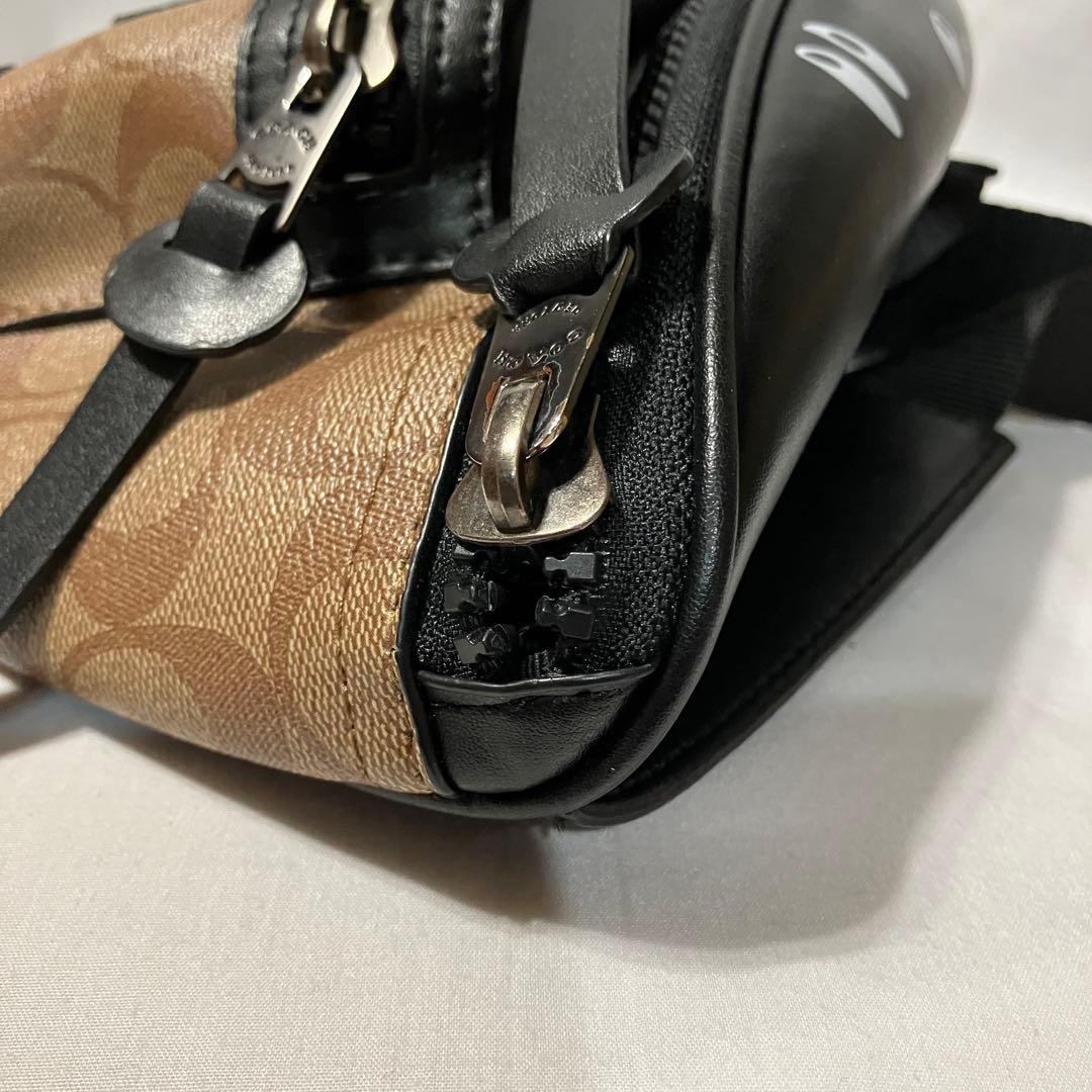 COACH × Disney 白雪姫 ウエストバッグ F72952 中古