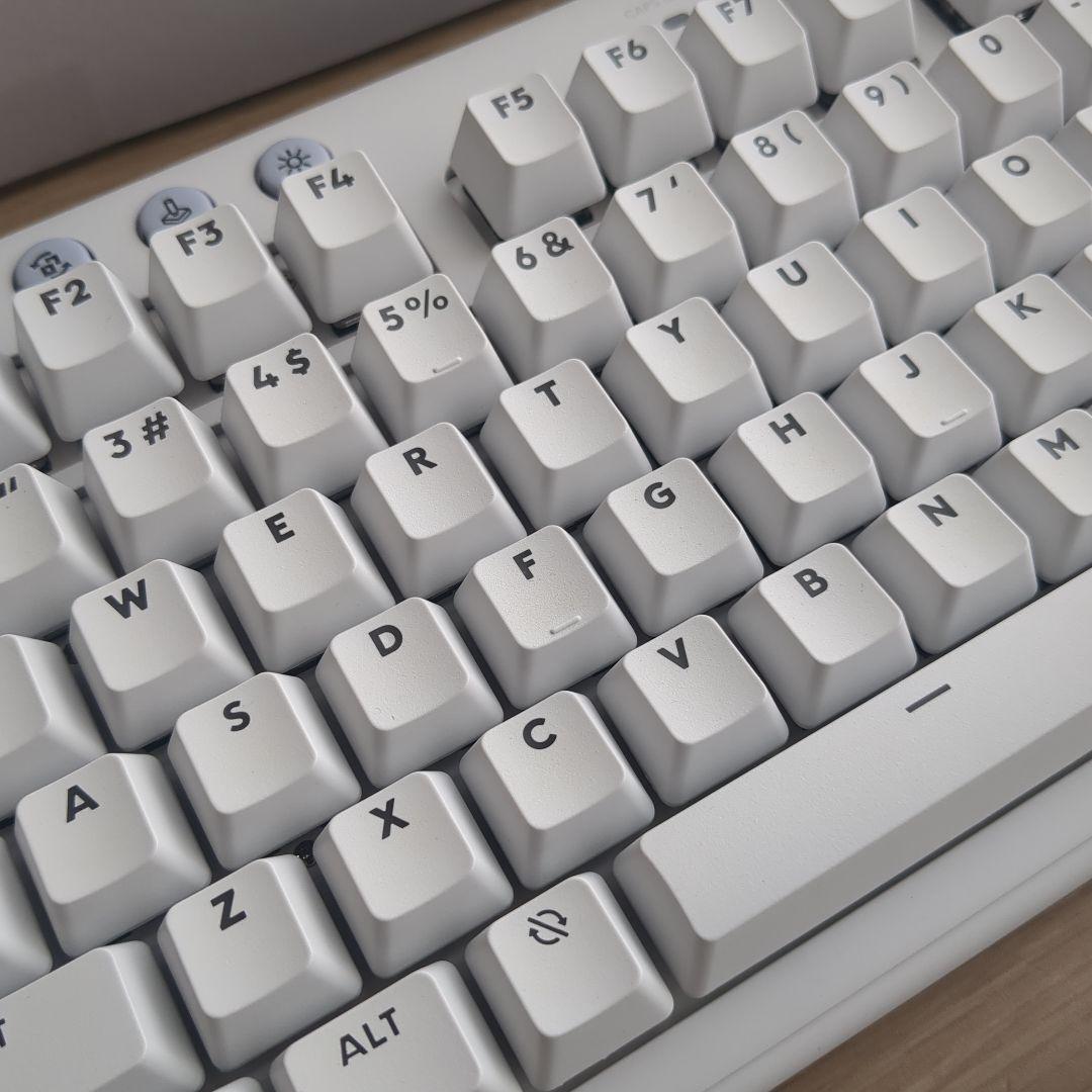 【美品】Logicool G ゲーミングキーボード G715