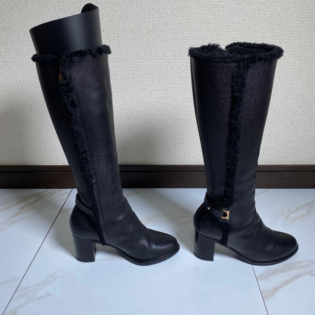 現行♡サルヴァトーレフェラガモ シボ革 ボア ムートンロングブーツ ガンチーニ