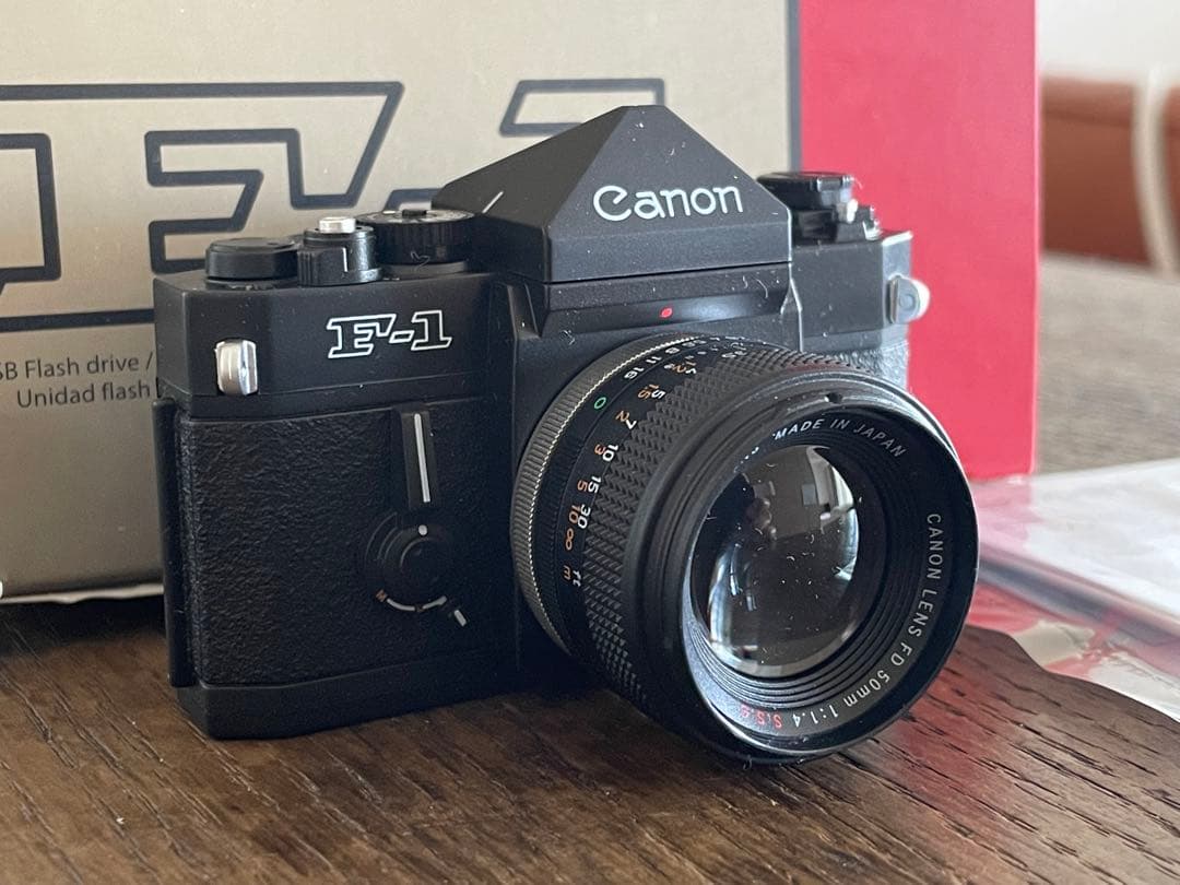 レア Canon ミニチュアカメラ USBメモリー F-1 16GB