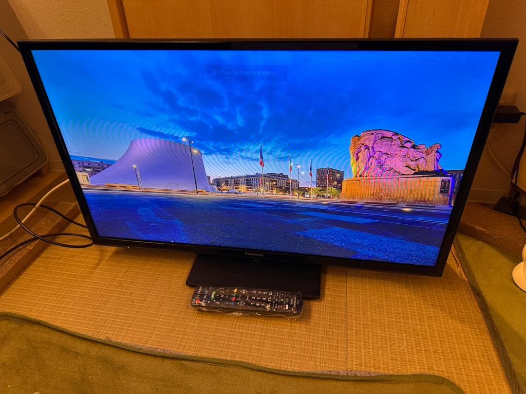 Panasonic　パナソニック 32型 テレビ TH-32F300 超美品