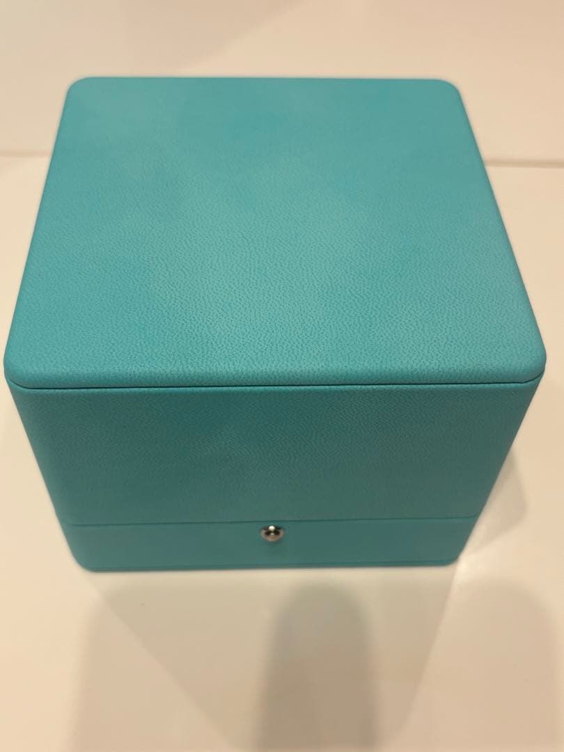 新品未使用　ティファニー 腕時計 ケース ブルーBOX 空箱