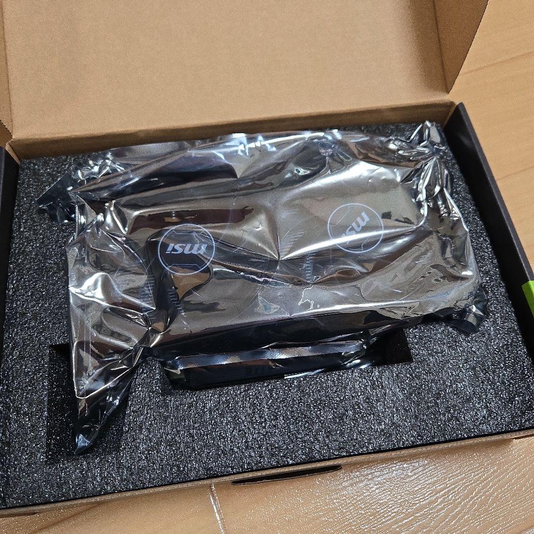 RTX 4060Ti 国内正規品中古