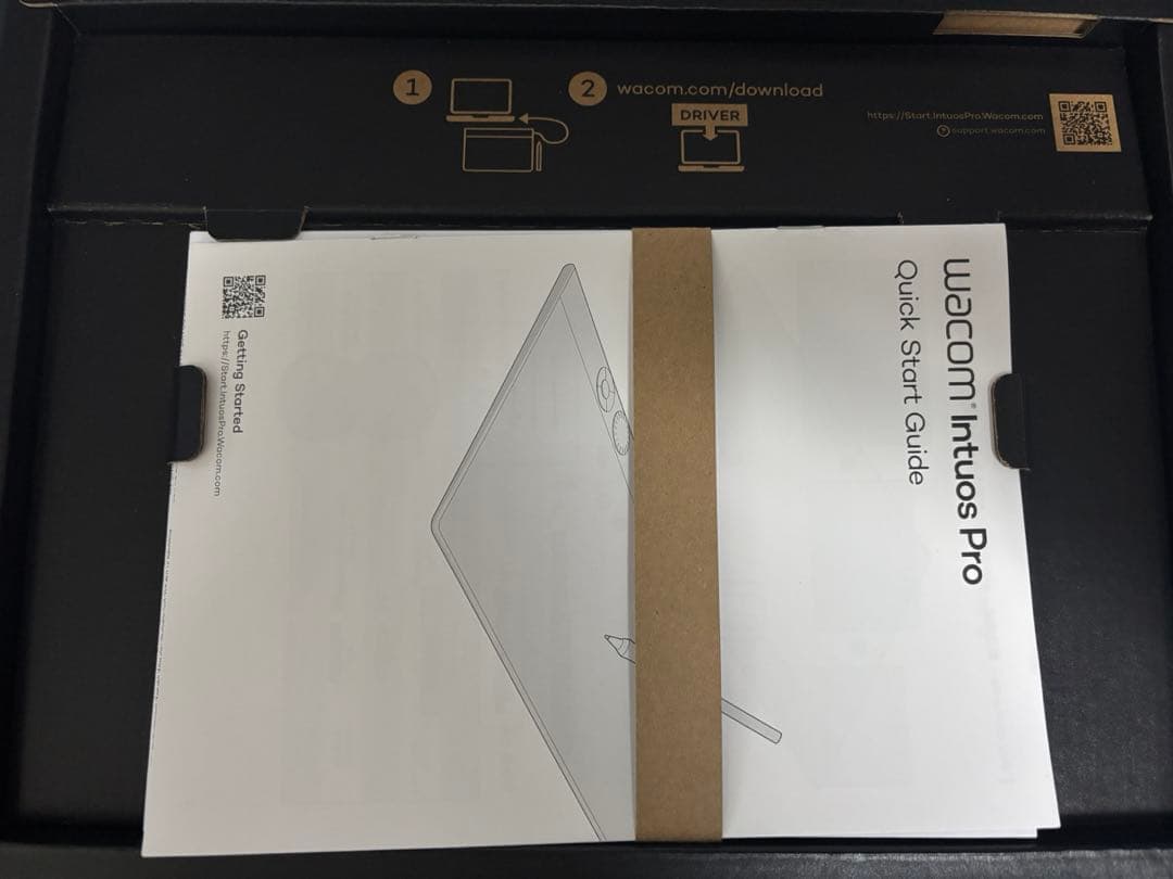 液タブ・ペンタブ wacom intuos pro medium 2025 (ptk670k0c)