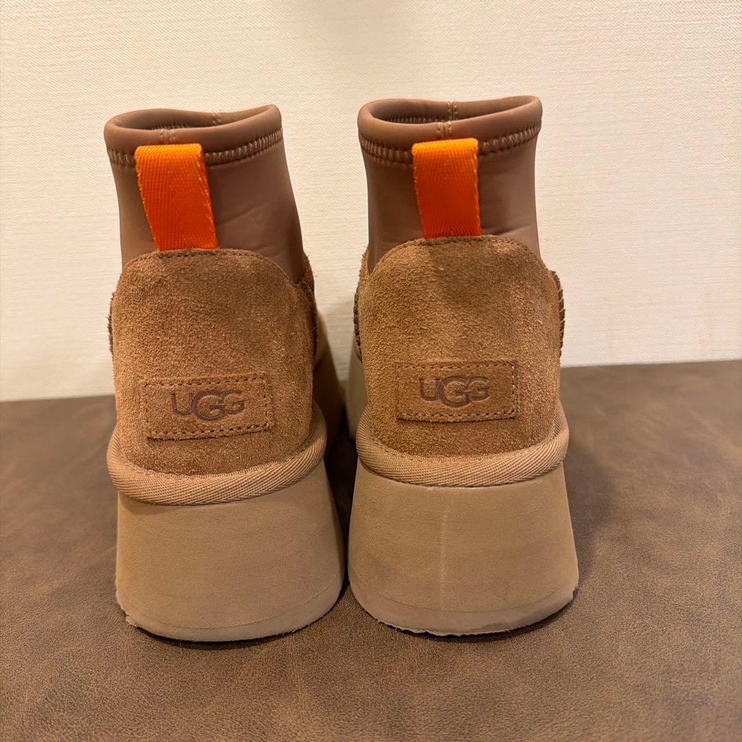 久美子！UGG ブラウン 厚底スリッポンブーツ