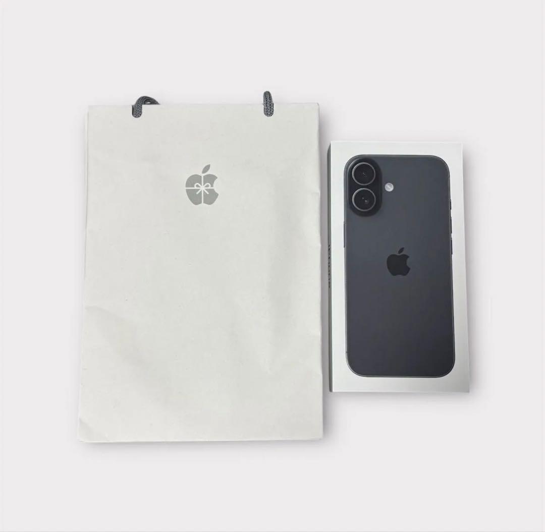 Apple iPhone 17 ブラック 本体　未開封　256gb