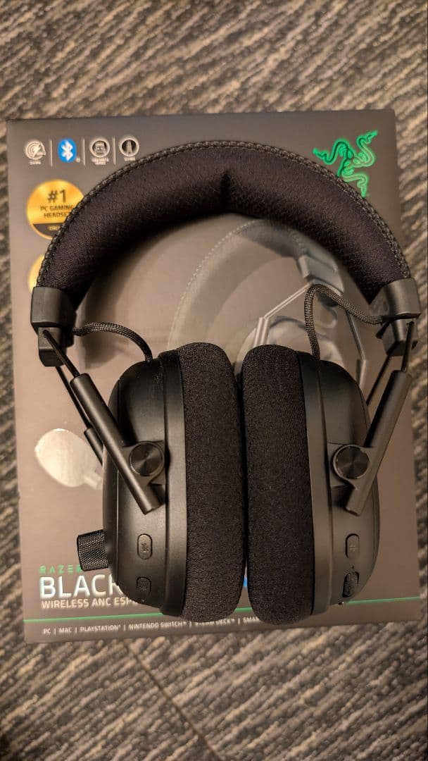 Razer BLACKSHARK V3 PRO ゲーミングヘッドセット