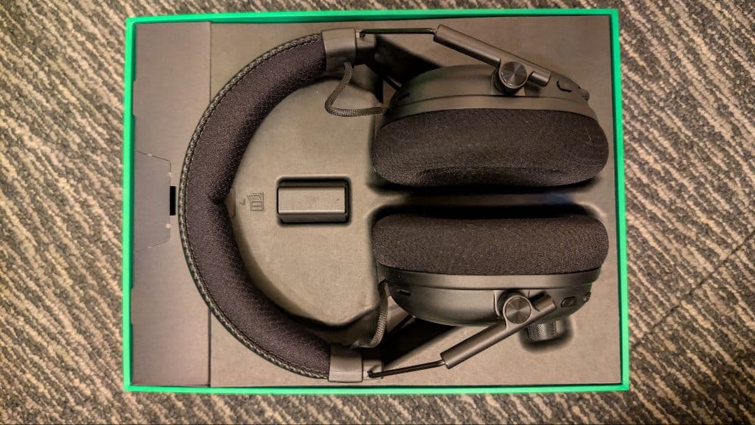 Razer BLACKSHARK V3 PRO ゲーミングヘッドセット