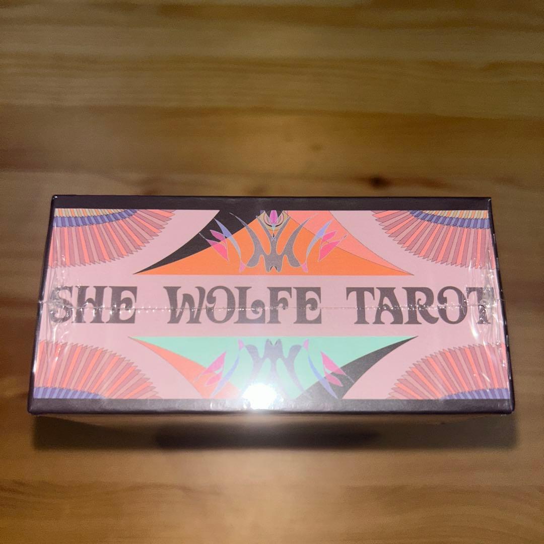 お値下げ　貴重　新品未開封　SHE WOLFE TAROT