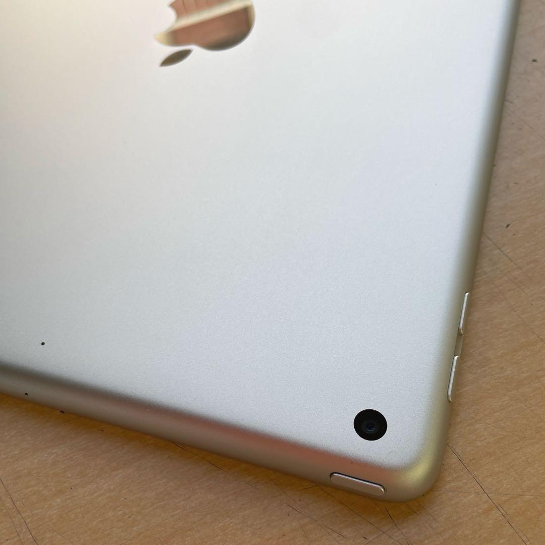 iPad 第6世代　A1893　Wi-Fiモデル　シルバー　32GB 美品　#6