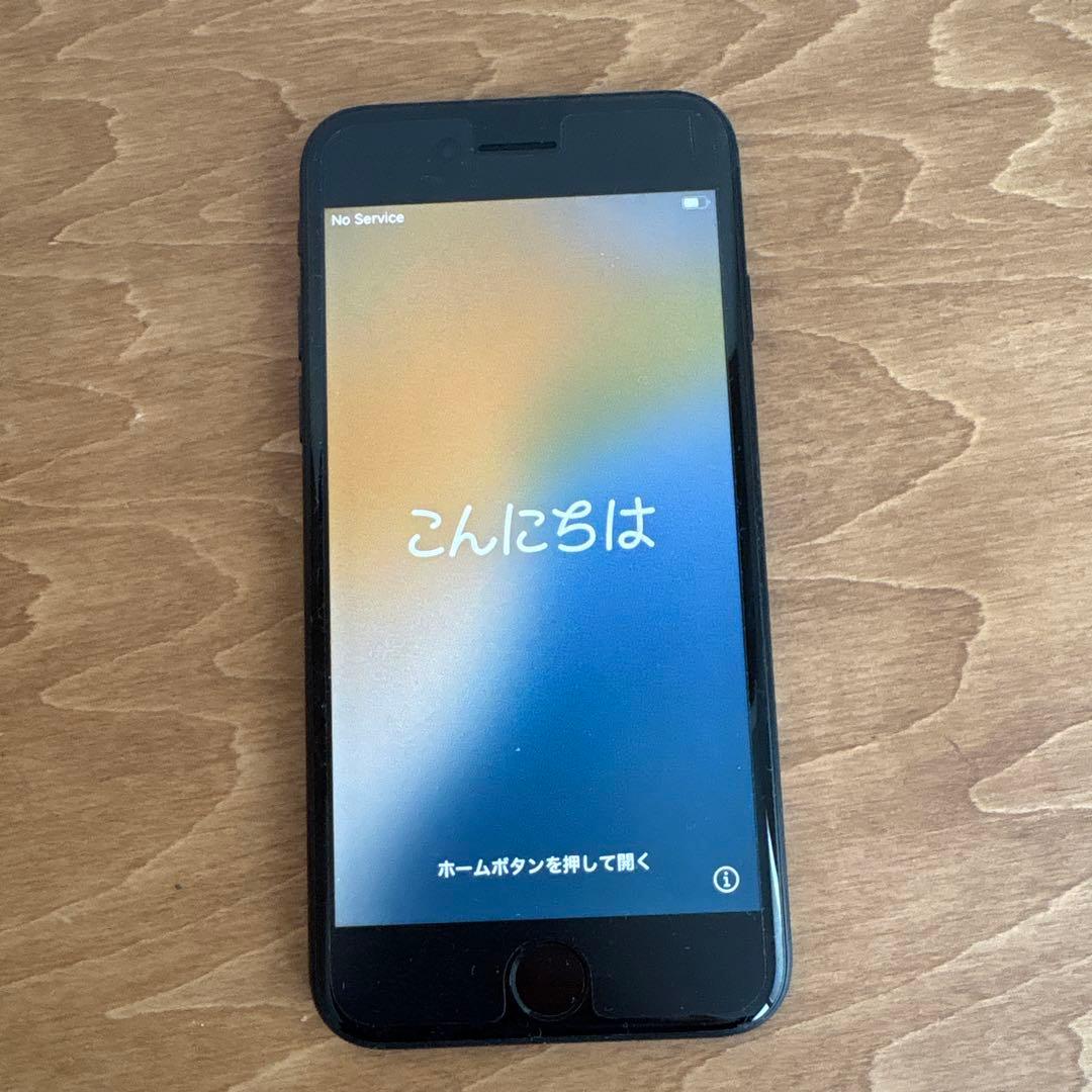 iPhone SE ブラック　64GB