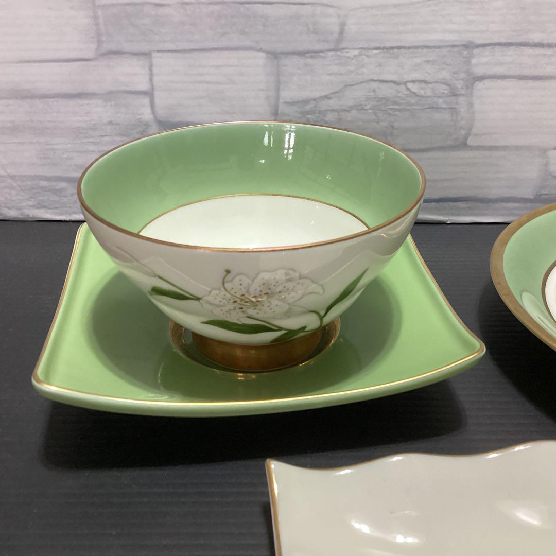 深川製磁　君島一郎　白百合、百合、カップ&ソーサー 、湯呑み茶碗&茶托　小皿