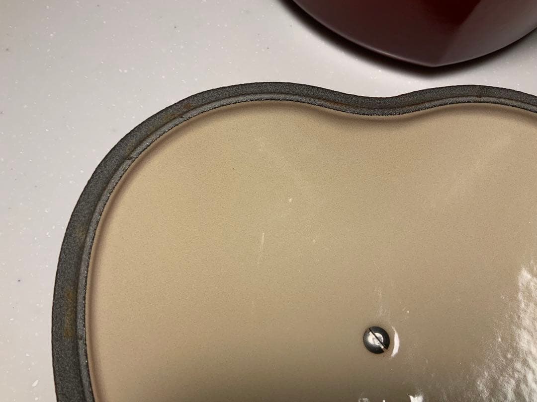 ル・クルーゼ ココット・ダムール ハート型鍋 2.0L チェリーレッド