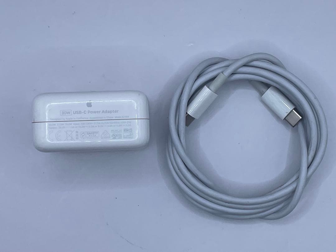 MacBook Pro 13インチM1（2020年モデル）中古品