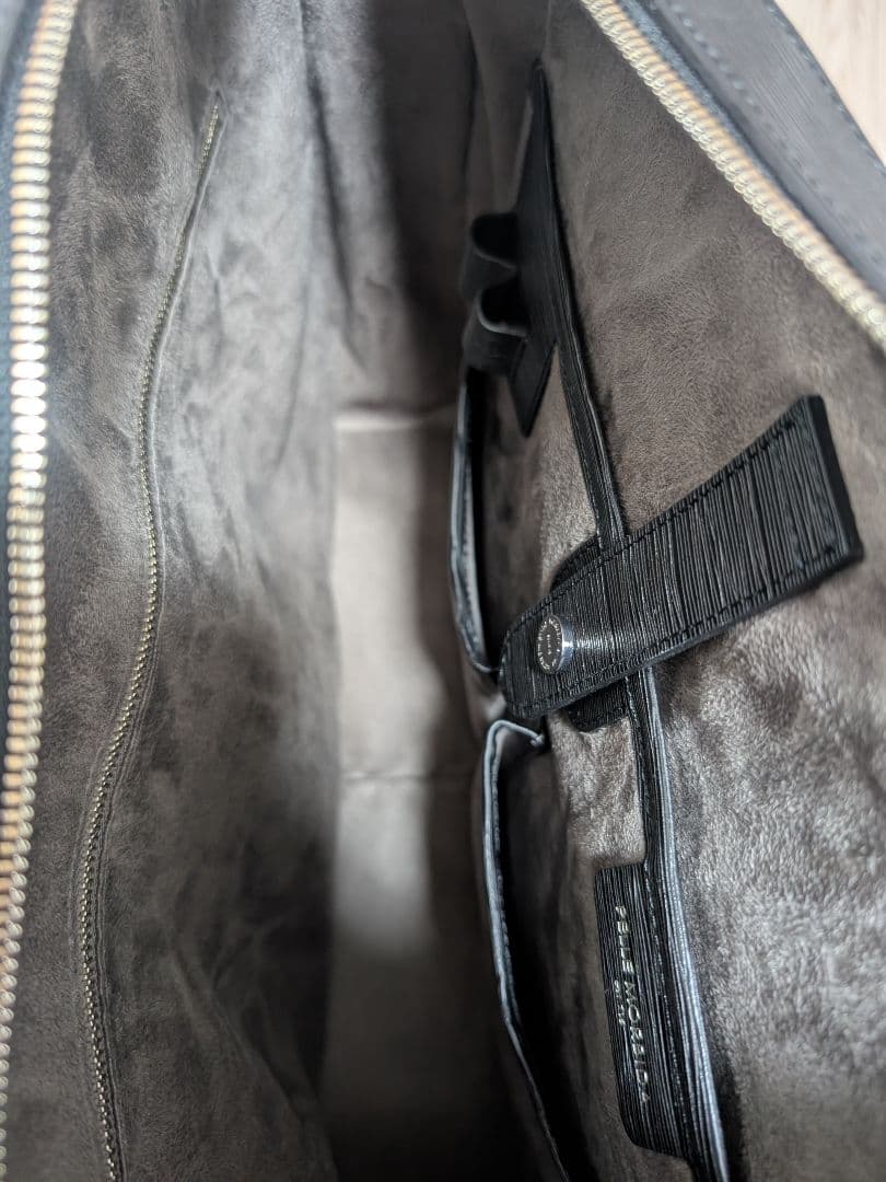 ペッレモルビダ キャピターノCA201 ブリーフバッグ(1室タイプ)クリーナー付