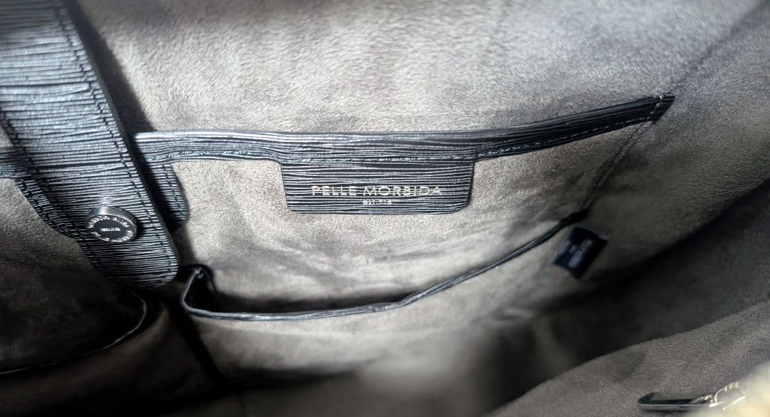 ペッレモルビダ キャピターノCA201 ブリーフバッグ(1室タイプ)クリーナー付