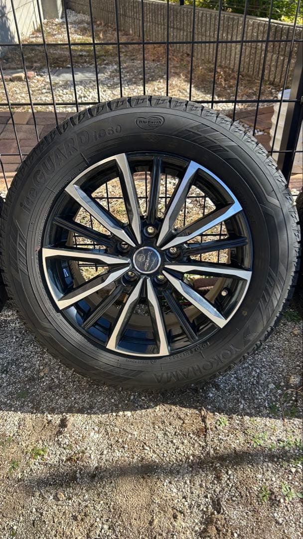 最終値下げ交渉可　美品　90系ヴォクシー　スタッドレスタイヤ205/60R16