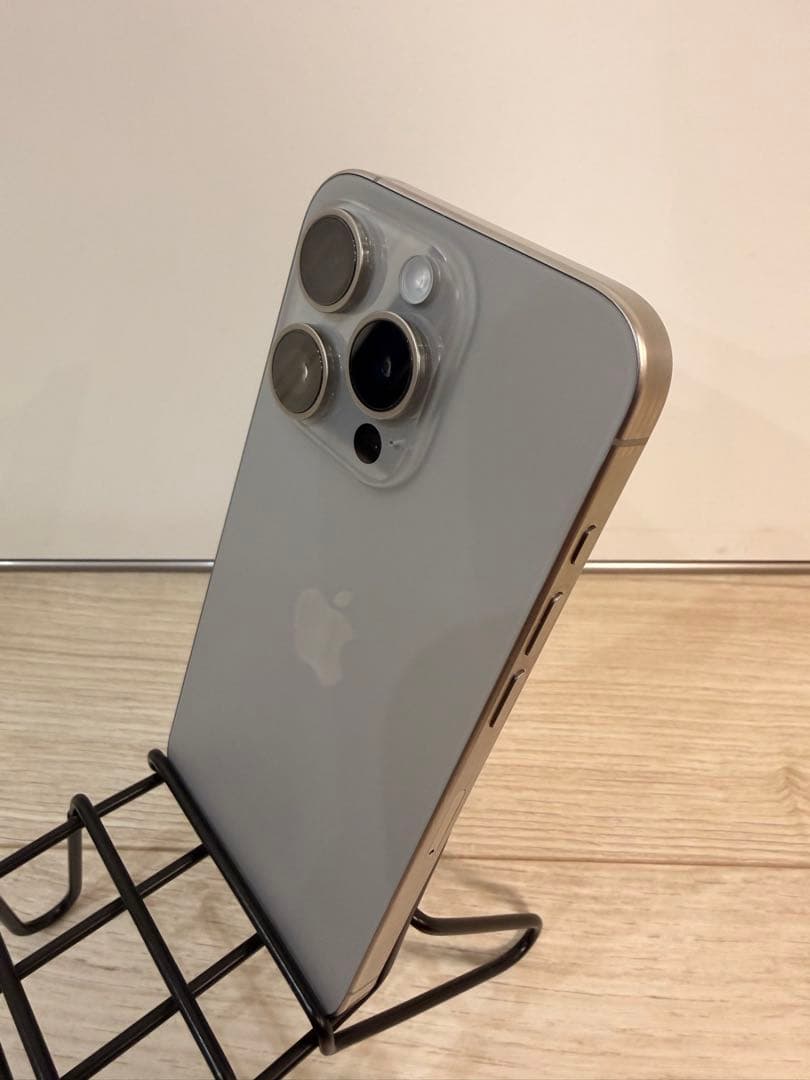 Apple iPhone 15 Pro 本体　256GB ジャンク