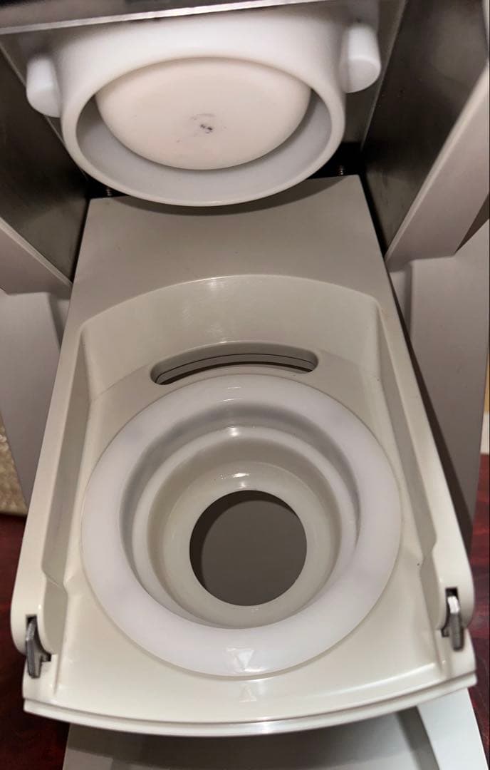 サンデン アイスクリームマシン CIM-10A