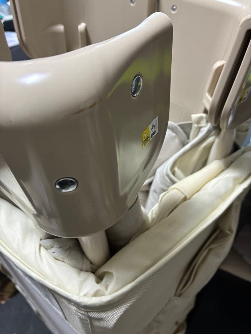 Aprica折り畳みベビーベッド ココネルエアー AB