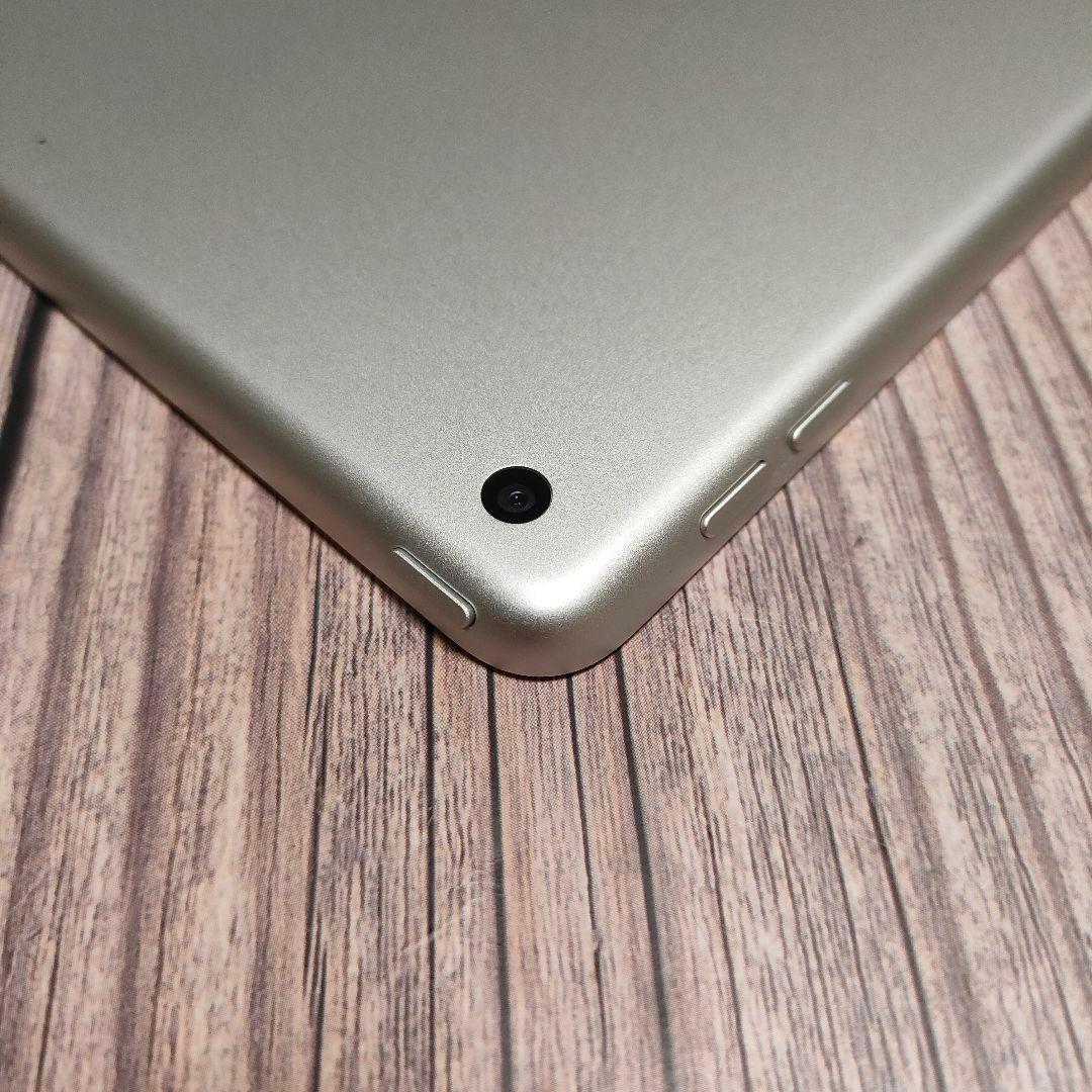iPad 第8世代 32GB シルバー 美品