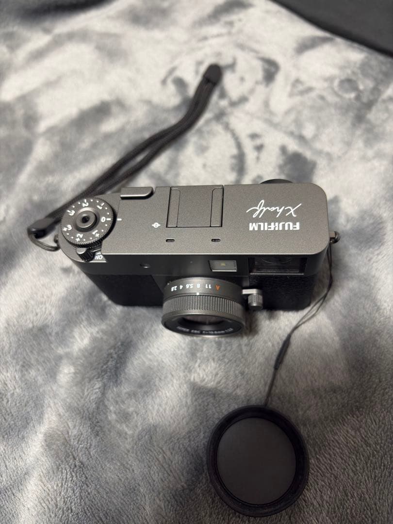 Fujifilm X-Half コンパクトデジタルカメラ エックスハーフ