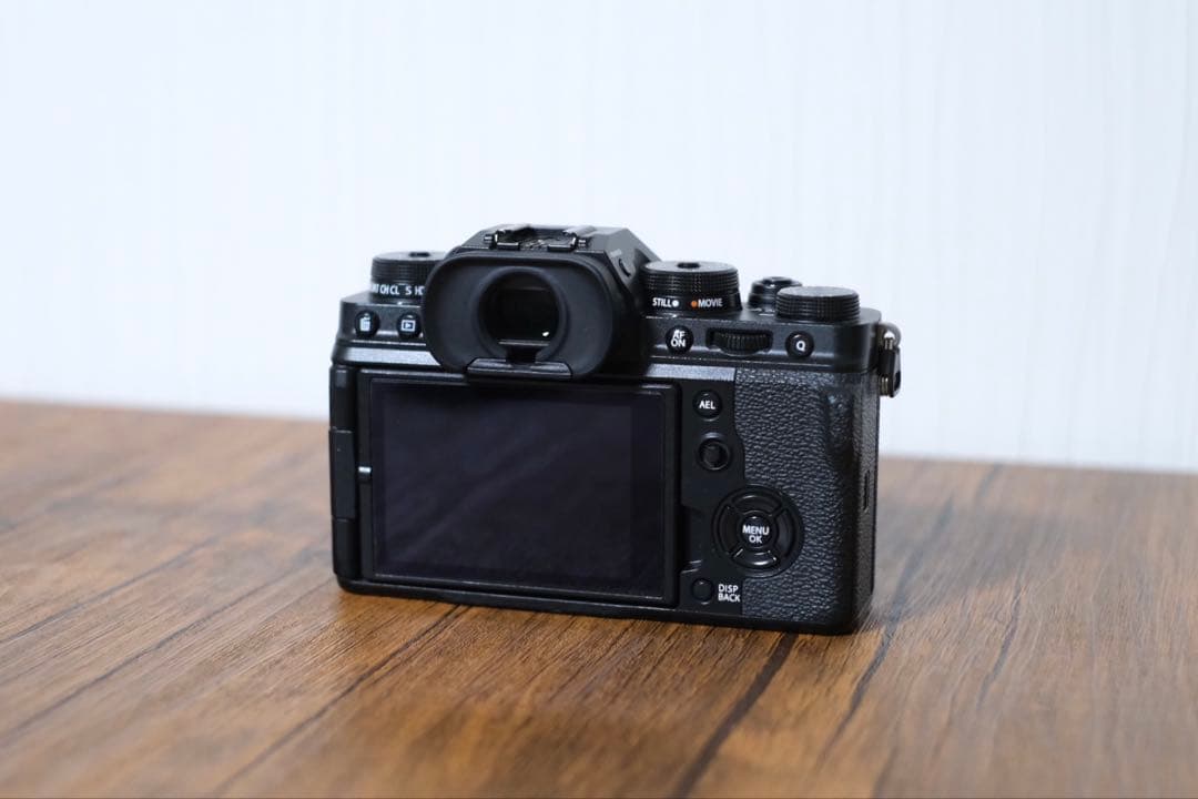 【限定お値下げ中】Fujifilm X-T4 本体のみ 各種付属品付き