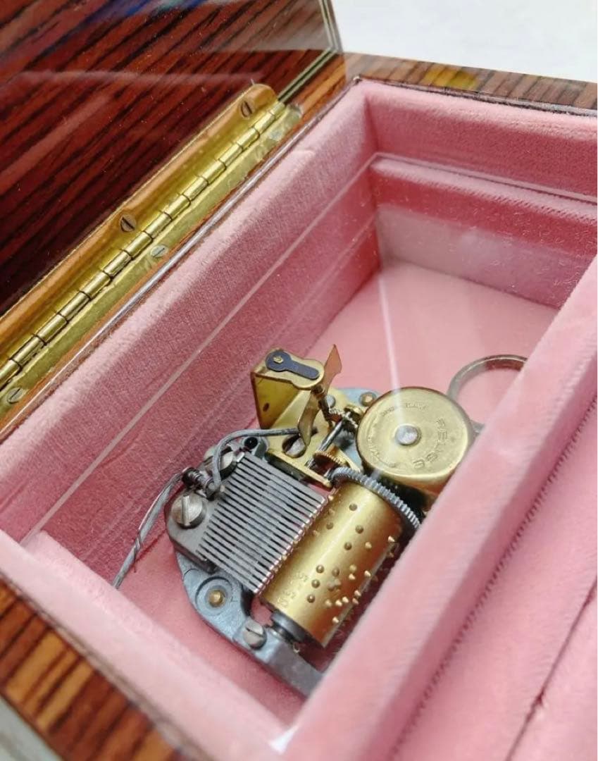 オルゴール　リュージュ　ジュエリーボックス