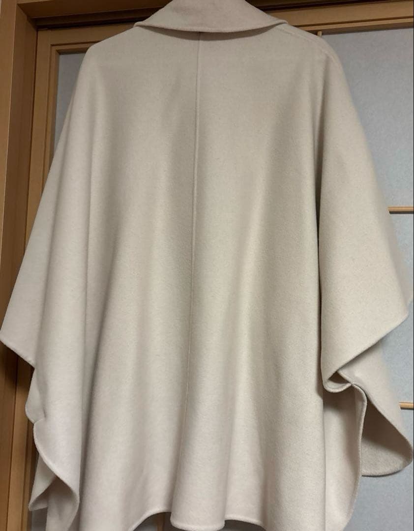 23区 【見上愛さん着用】ウールライトリバー ポンチョシルエット コート