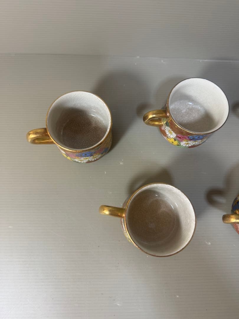 2460 九谷焼 章山 カップ　6客 金彩 花詰