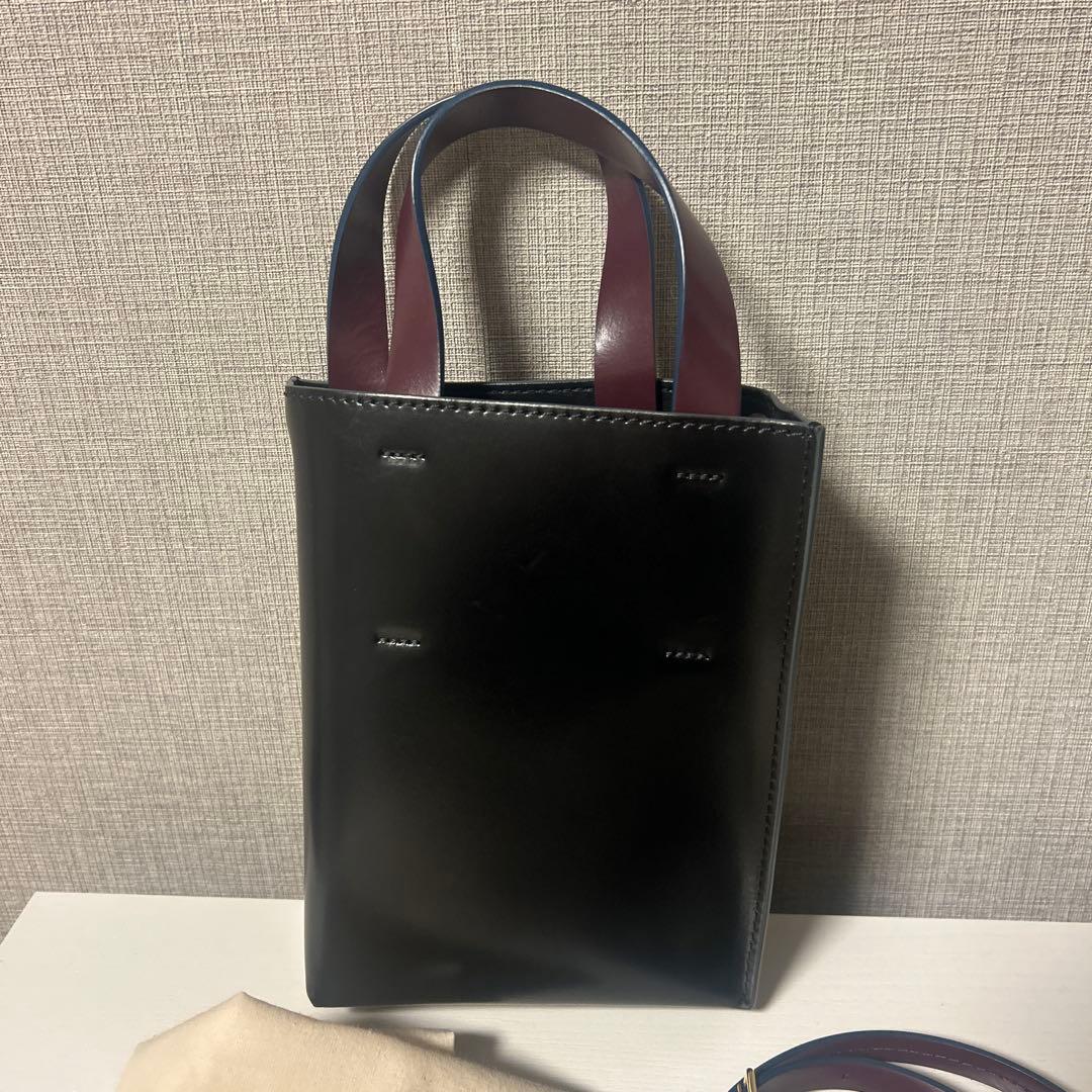 MARNI MUSEO ナノバッグ　ブラック ショルダーバッグ
