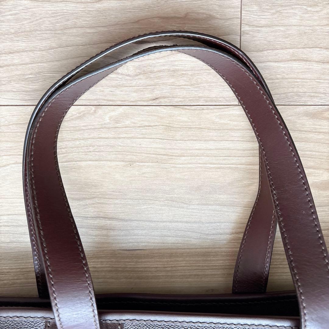 年末年始お値下げ！新品！【SalvatoreFerragamo】レザーバッグ