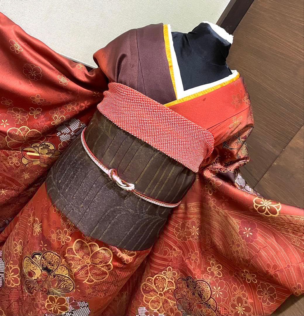 振袖 フルセット6点サイズM〜Ｌ駒刺繍　鴛鴦花文　暈し染め　金彩　正絹