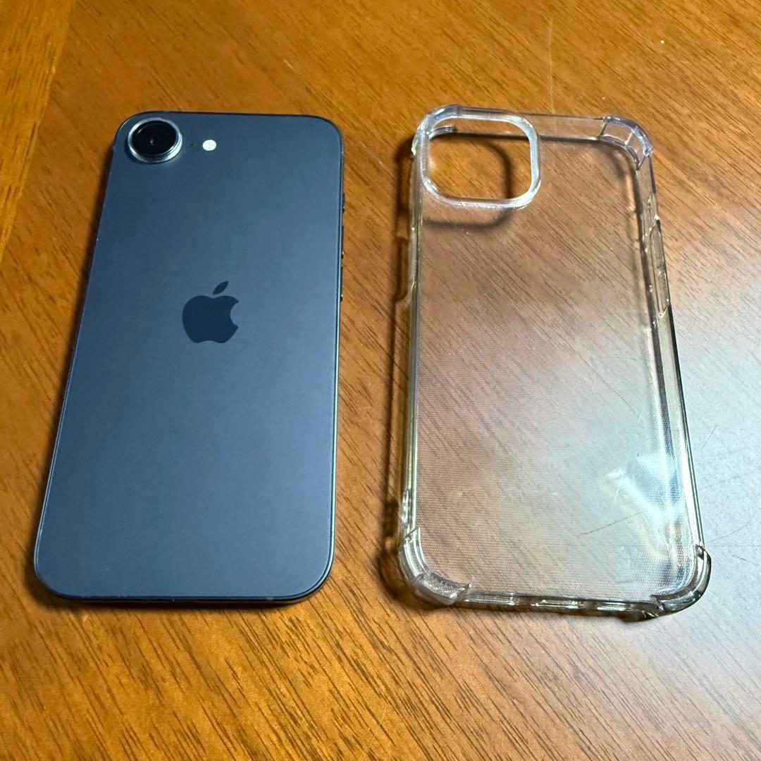 iPhone16e 512gb アメリカ 海外版　SIMフリー　eSIM専用