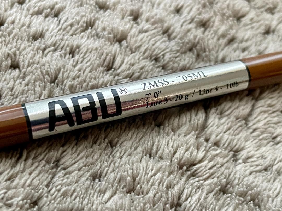 アブガルシア ズームサファリ 705ML 美品 モバイルロッド