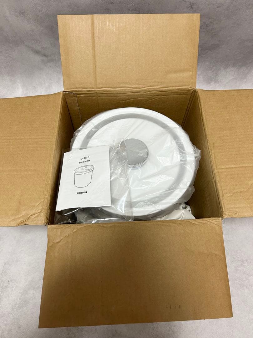 OoBLE（オーブル） 真空保存容器 ホワイト 13L