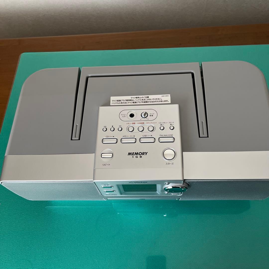 【極美品】ビクター CDメモリーポータブルシステムRD-M15 Clavia