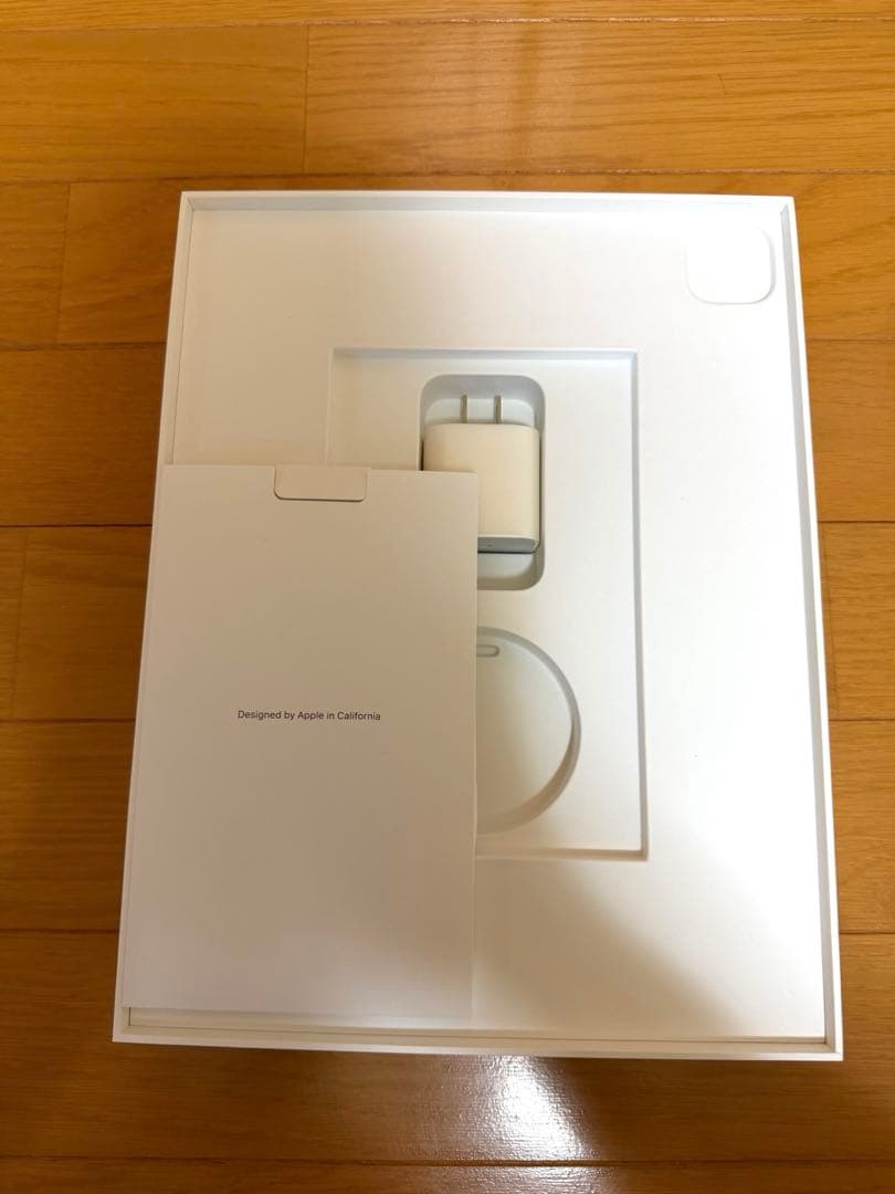 iPad Pro (12.9インチ ) (第4世代)スペースグレー 箱付き