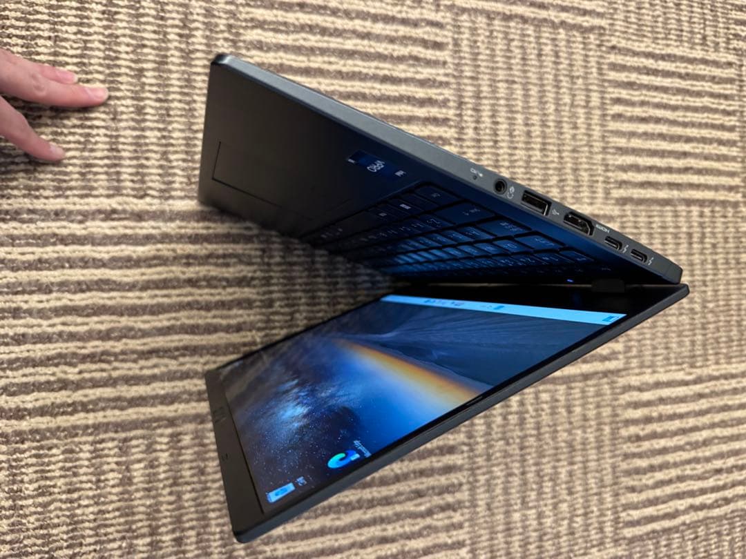 ノートパソコン　dynabook G83/LY Core i5-1345U