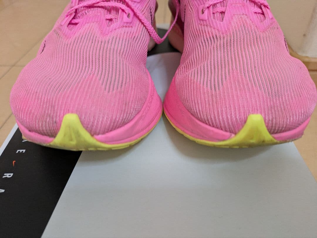 NIKE　ウィメンズ　ヴェイパーフライネクスト％4　25cm