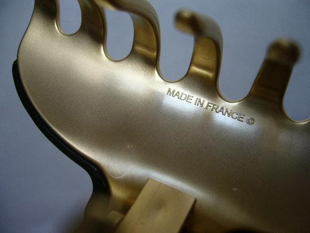 ☆美品☆アレクサンドルドゥパリ●クリスタル付きクリップ/ブラック/Mサイズ