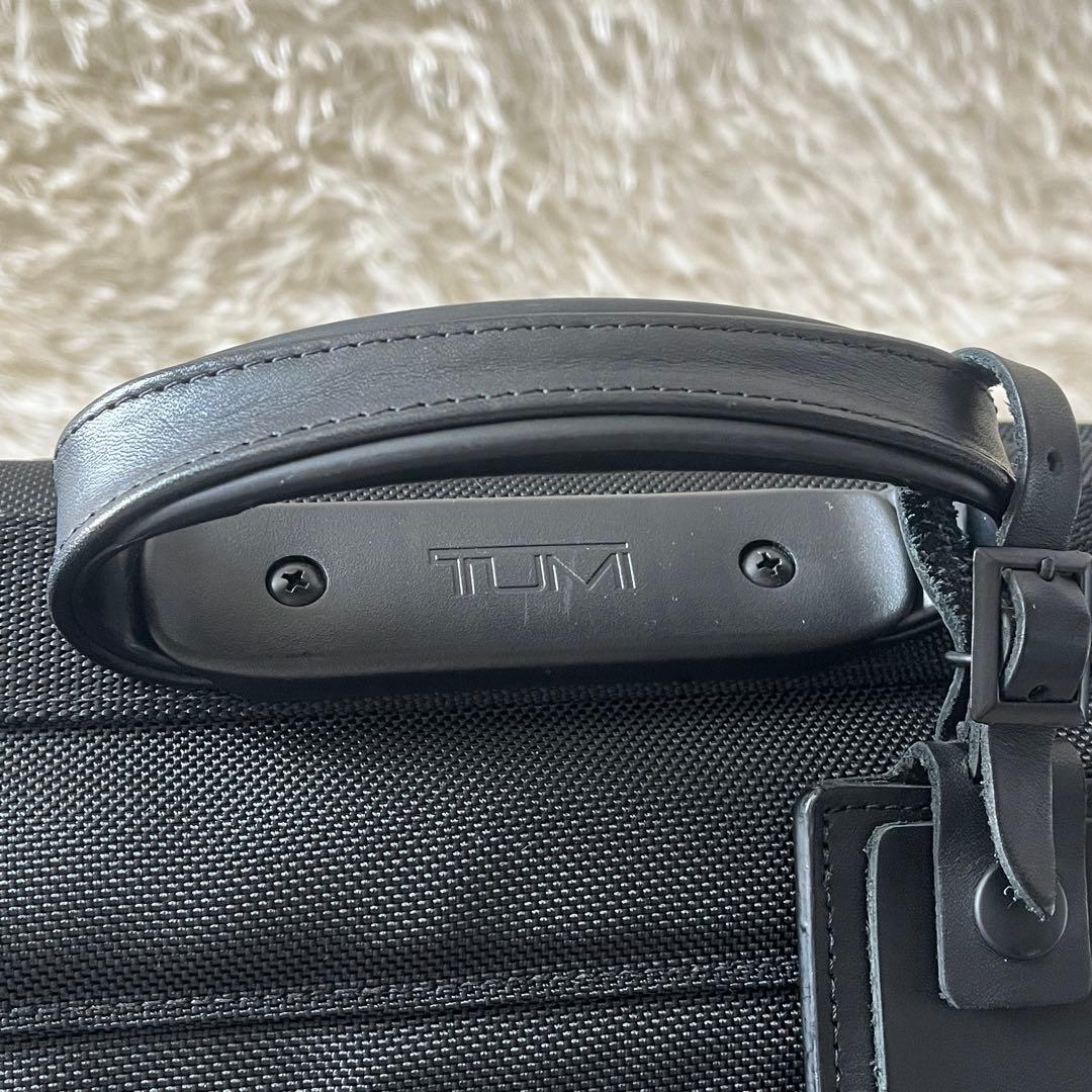 未使用品✨TUMI トゥミ　ガーメントバッグ　ナイロン　234D3 ブラック