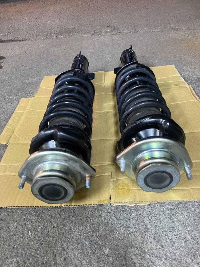 LA600S/LA610S タントカスタム フロント左右純正ショック＆サスSET