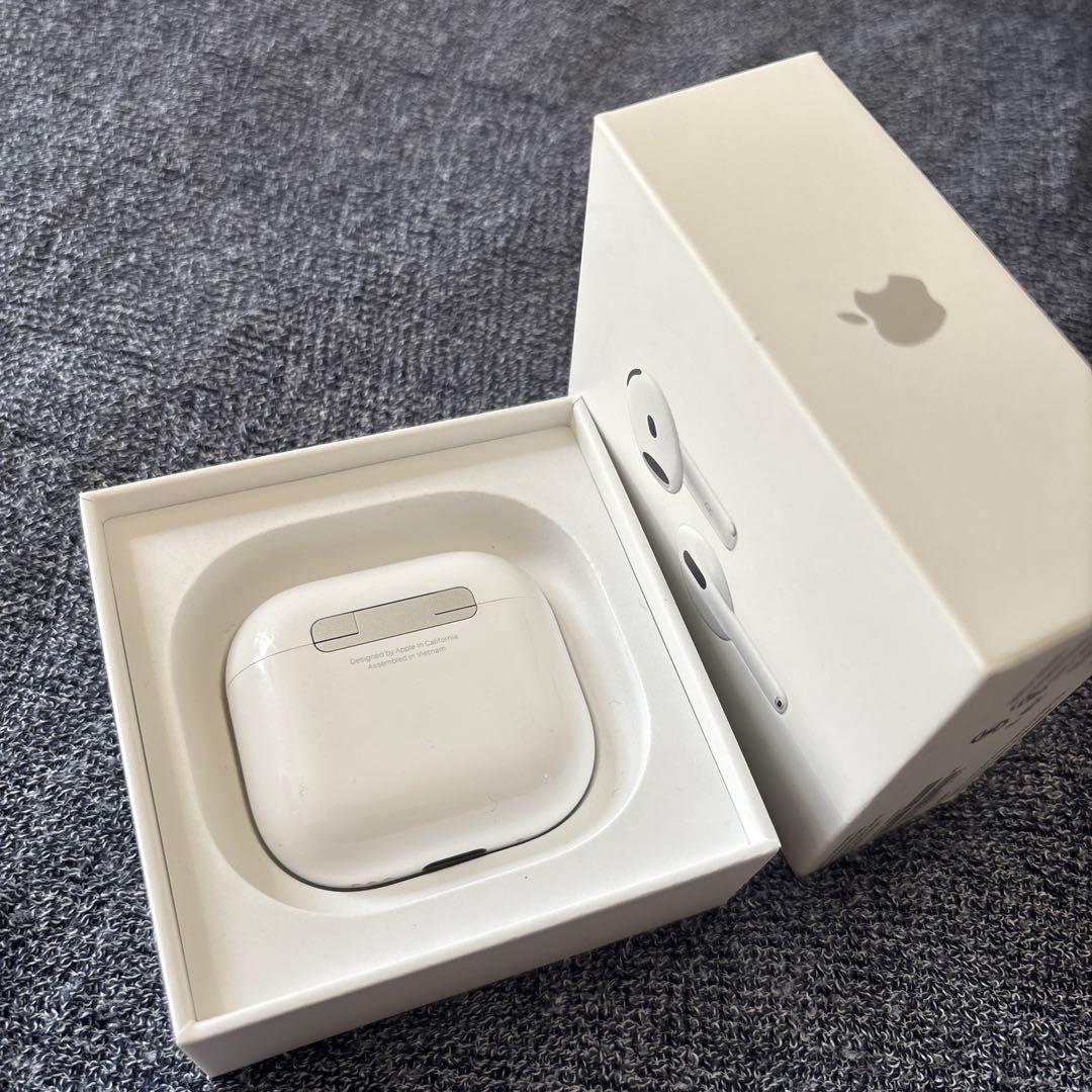 Apple AirPods 第三世代　本体　箱付き