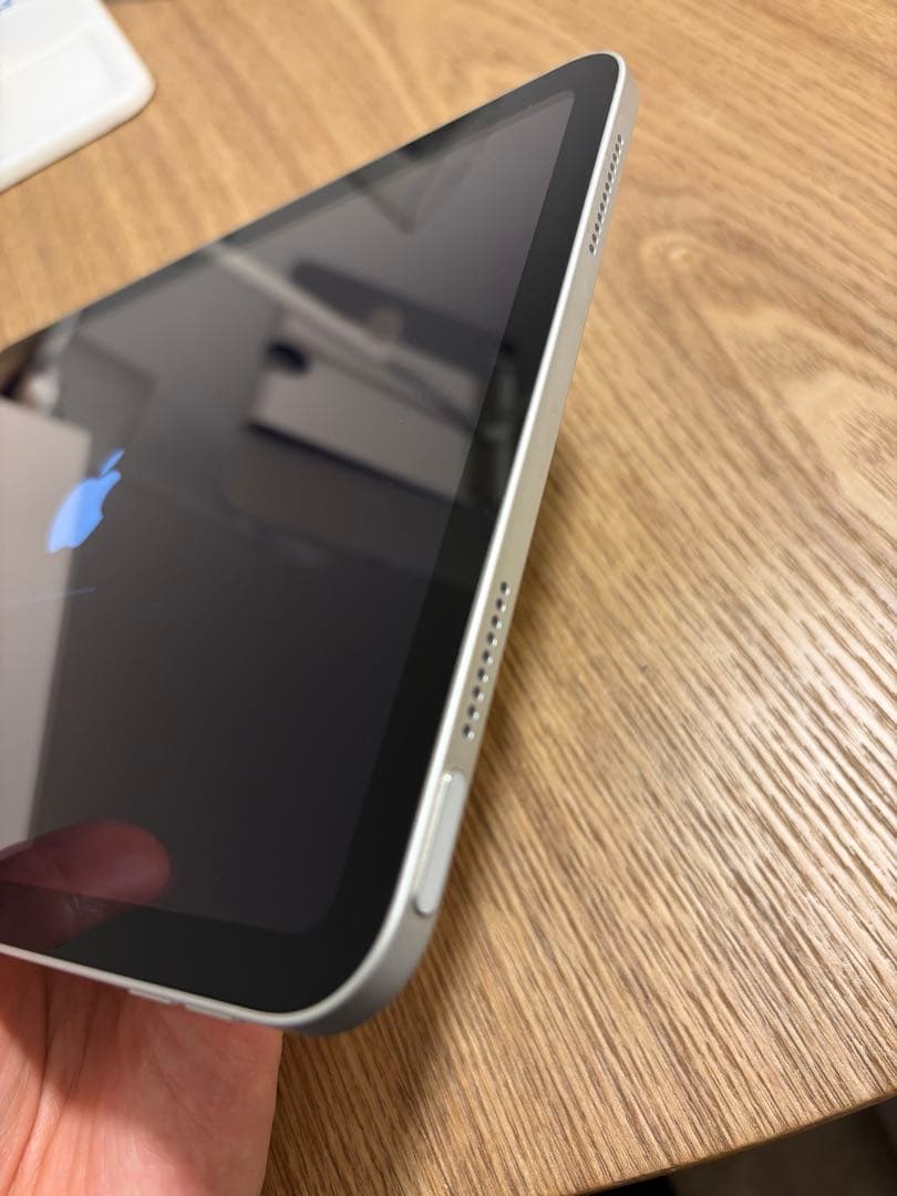 美品iPad(A16)Wi-Fi 128GB シルバー ケースセット