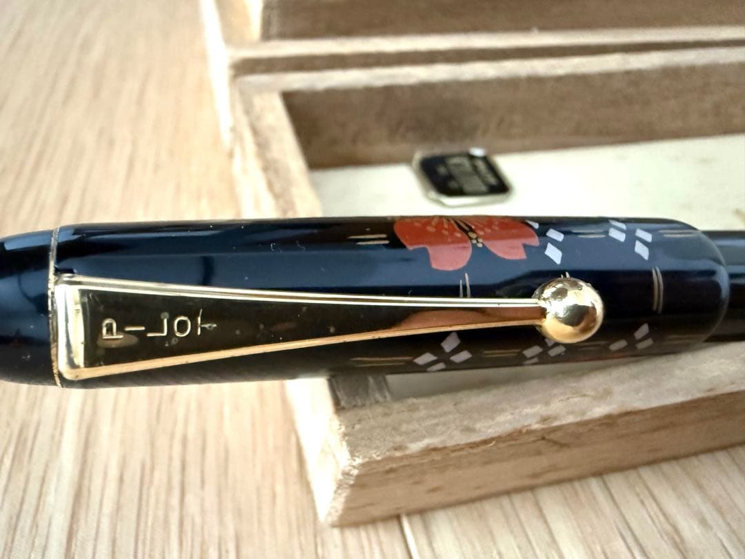 PILOT パイロット ／ 漆蒔絵 桜 14K 585 金 万年筆 箱付き