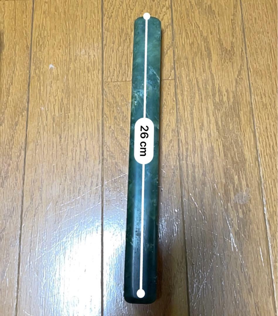 翡翠文鎮　と　輪島塗 沈朱牡丹の硯箱